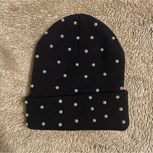 Pearl Embellished Black Beanie